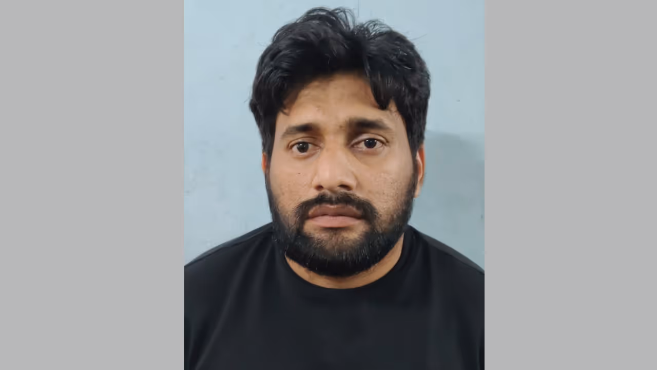 money fraud arrest money fraud arrest