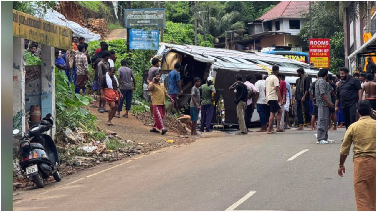 sabarimala erumeli bus accident