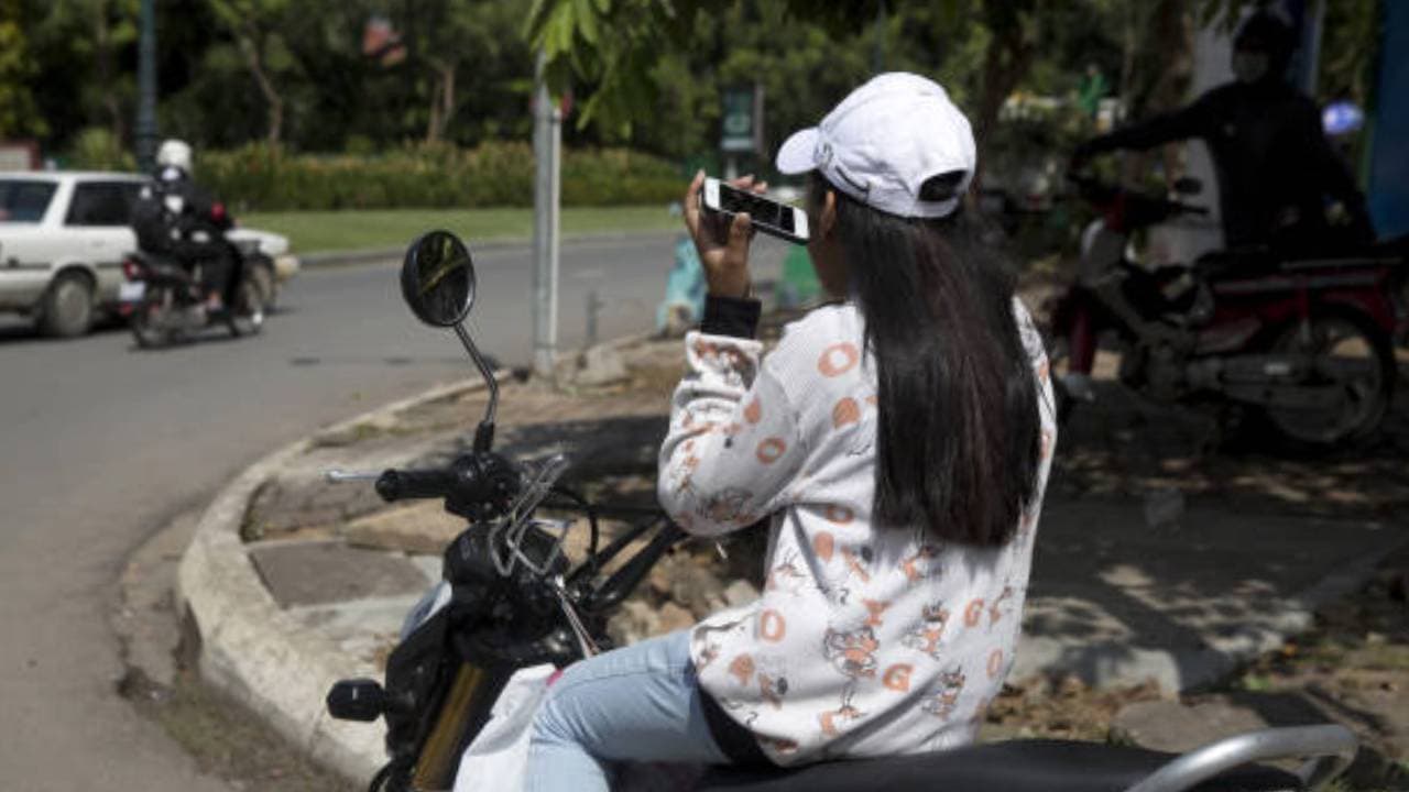 moped rider call crash