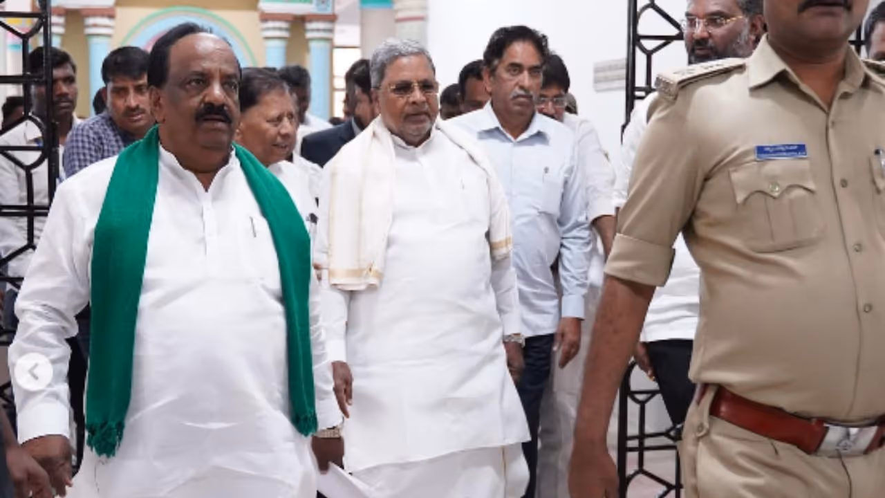 Siddaramaiah in Navalagunda Siddaramaiah in Navalagunda