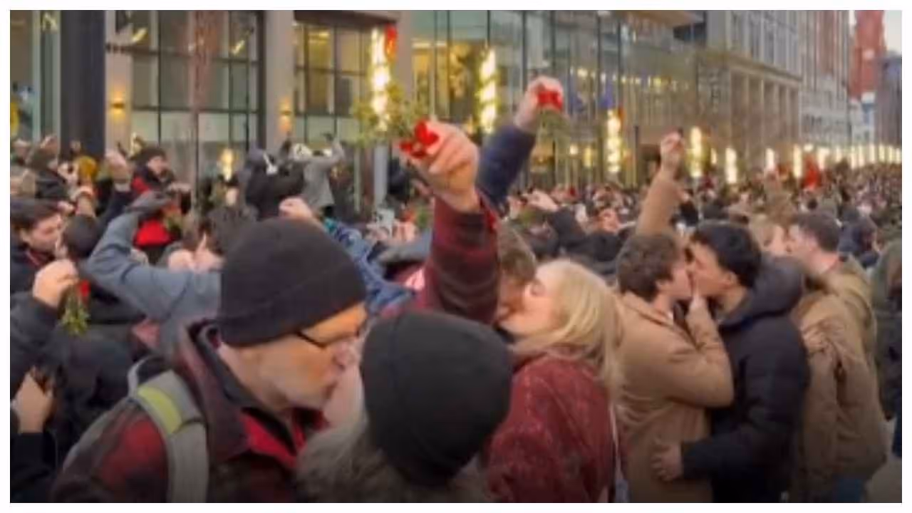 Guinness World Record kiss Guinness World Record kiss