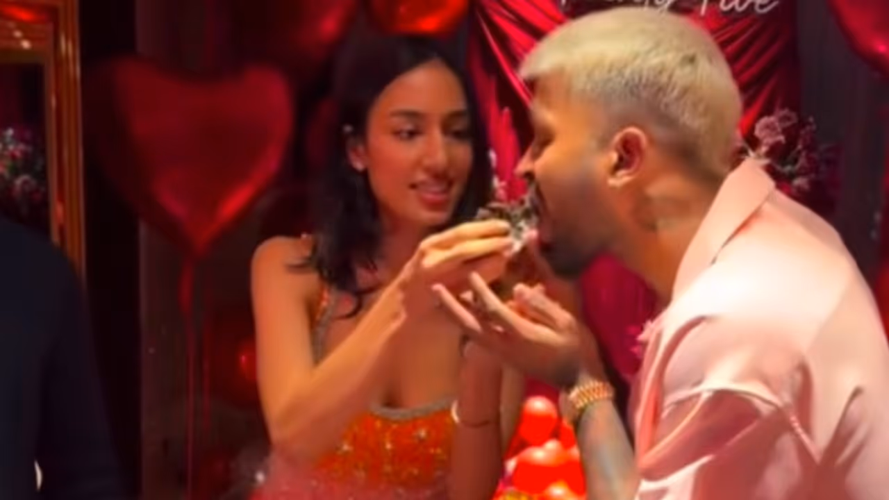 Hardik Pandya and Mahieka Sharma Hardik Pandya and Mahieka Sharma