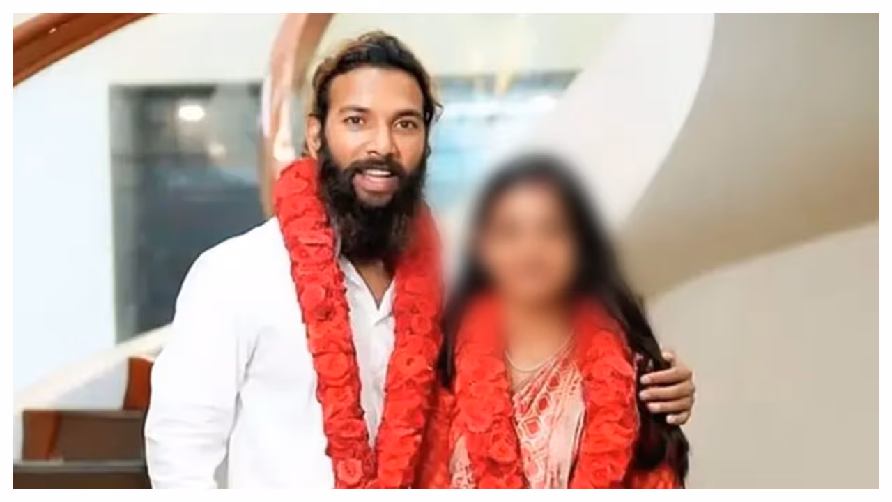 kumbh mela viral girl marriage kumbh mela viral girl marriage