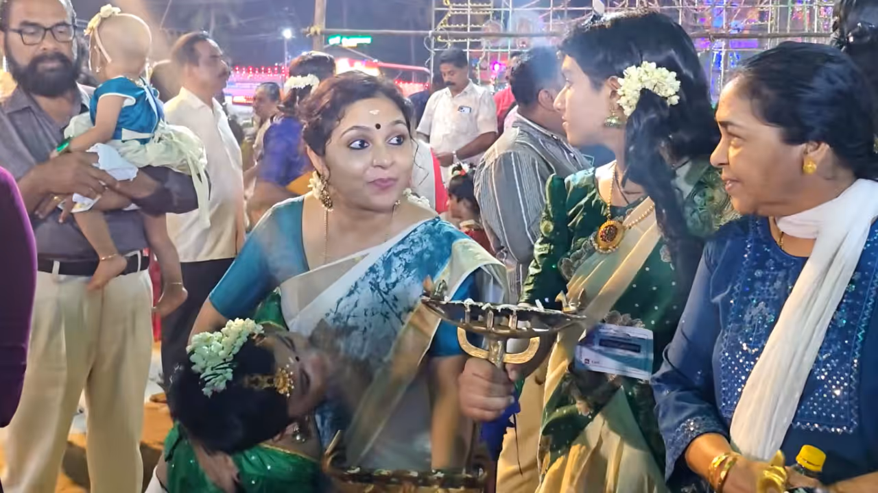 ambili devi about her younger sons question while attending chamaya vilakku ambili devi about her younger sons question while attending chamaya vilakku