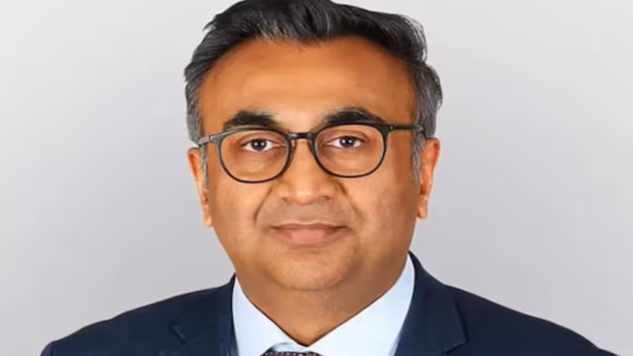 indian origin neurosurgeon suspended in uk over relationship with patient indian origin neurosurgeon suspended in uk over relationship with patient