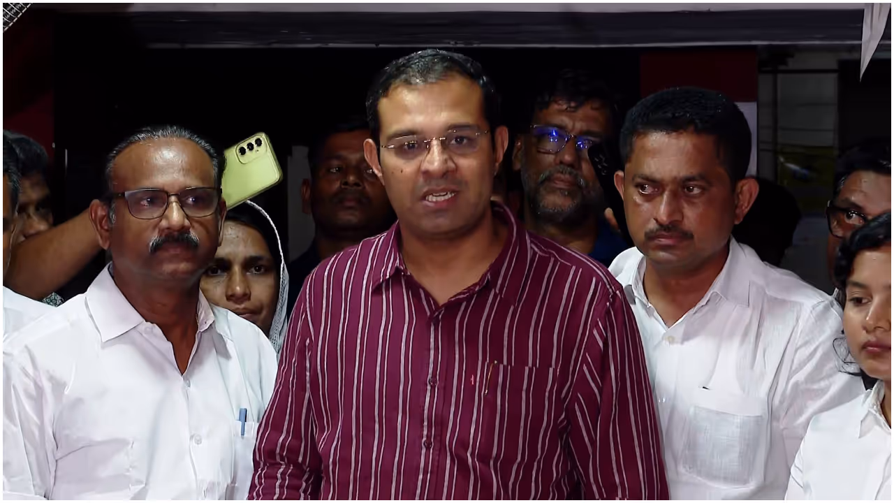 Malayidamthuruthu Malayidamthuruthu