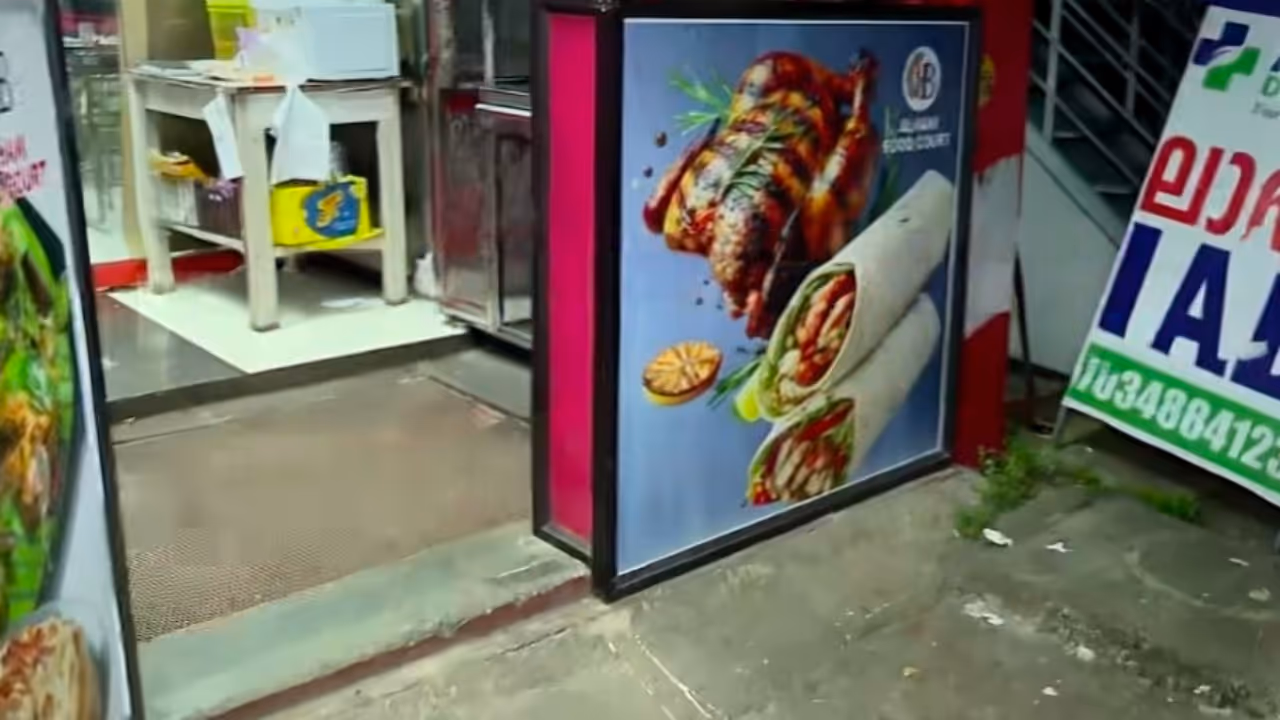 violence in Shawarma Spot violence in Shawarma Spot
