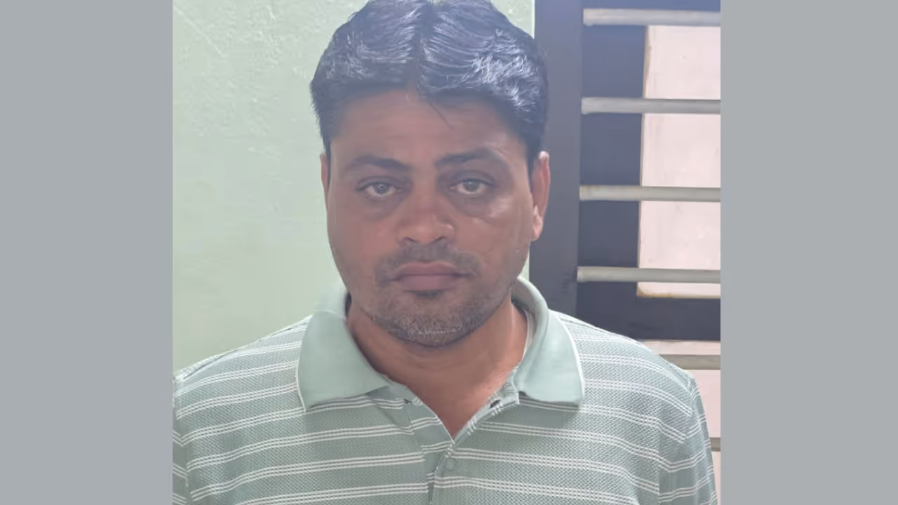 man arrested for robbery after tracing brides address from wedding invitation man arrested for robbery after tracing brides address from wedding invitation