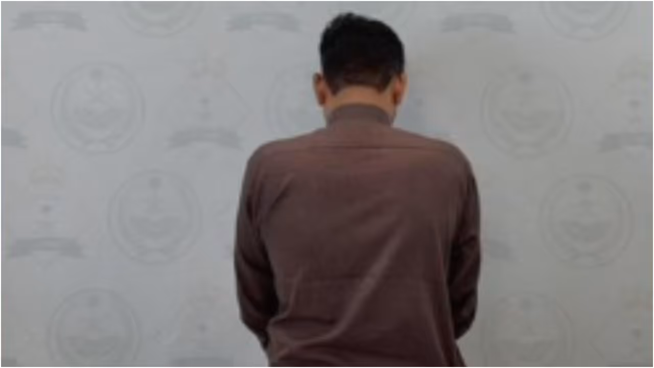 pakistani national arrested pakistani national arrested