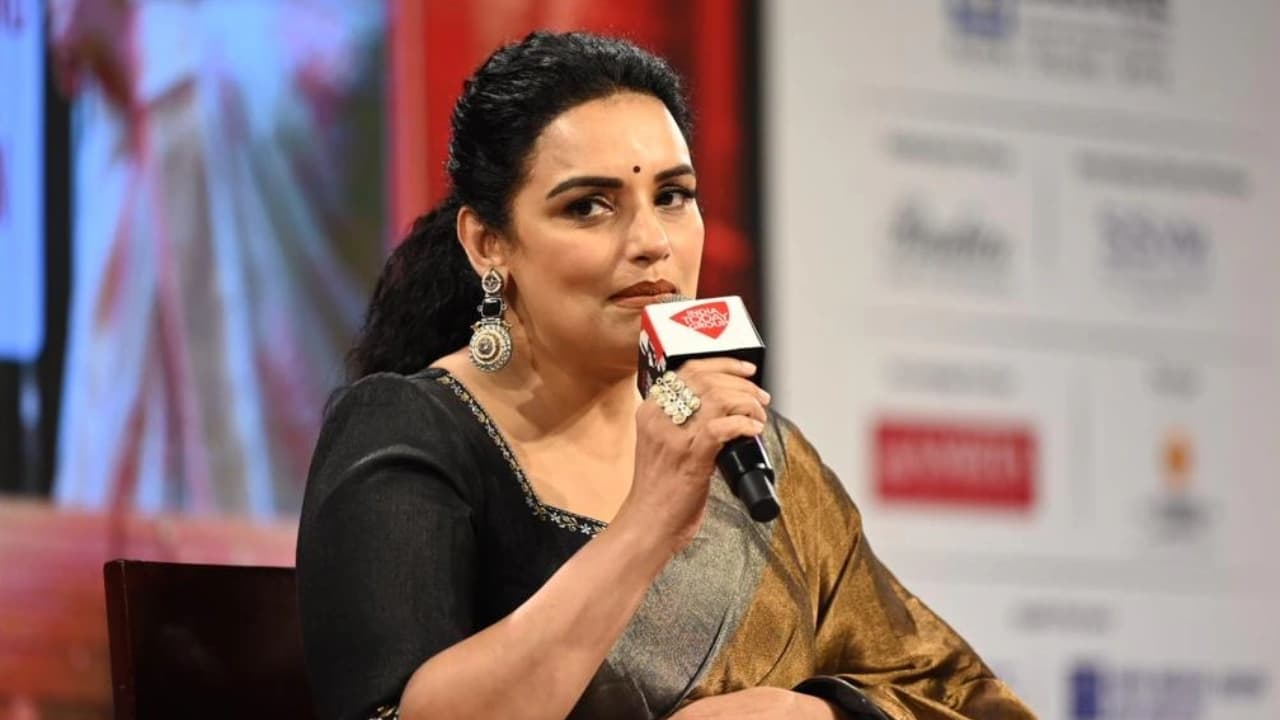 shwetha menon shwetha menon