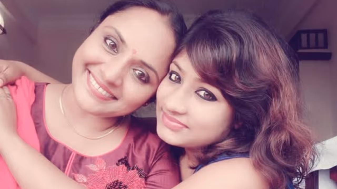 Nisha Sarang Nisha Sarang