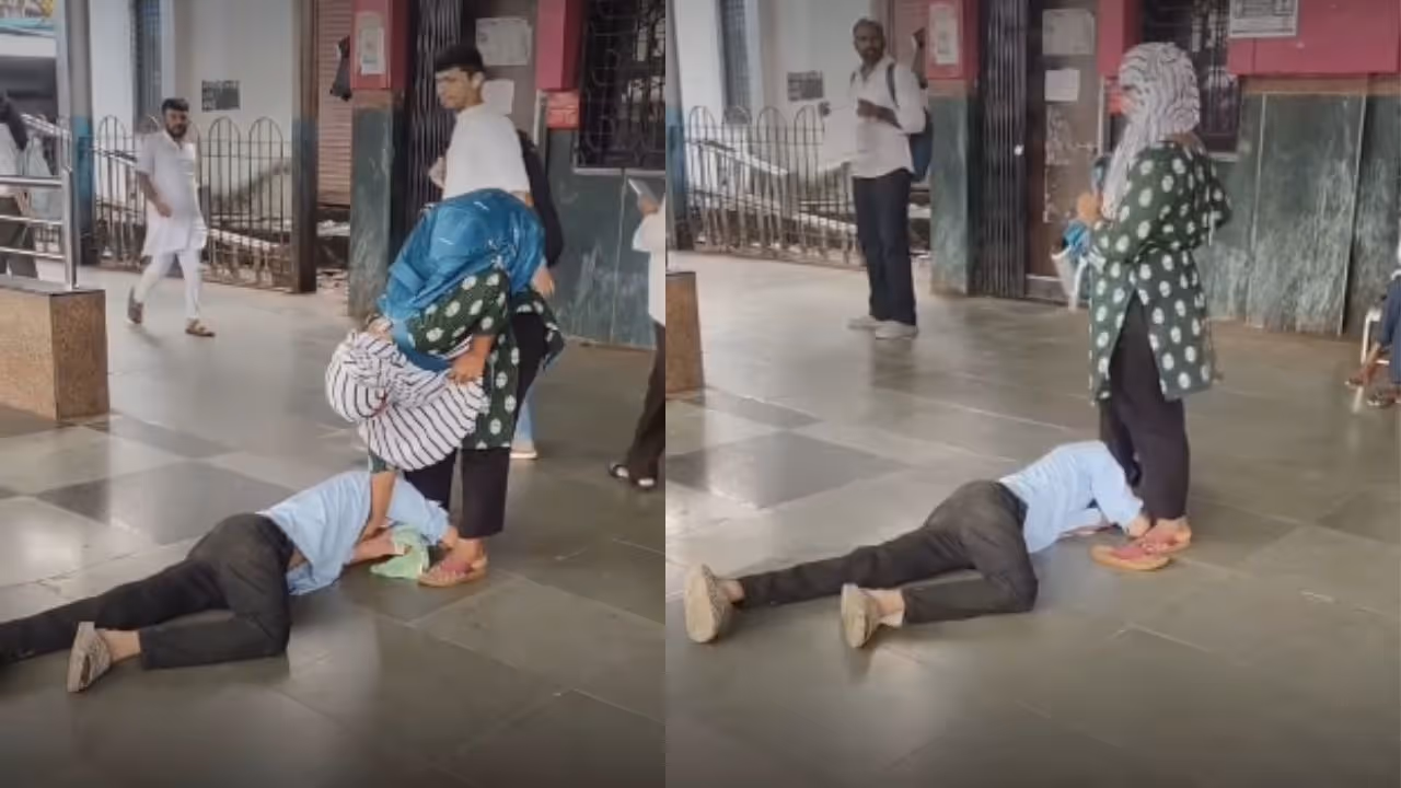 Mumbai Railway station Love Viral Video Mumbai Railway station Love Viral Video