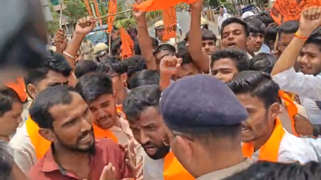 vijayapura abvp protest vijayapura abvp protest