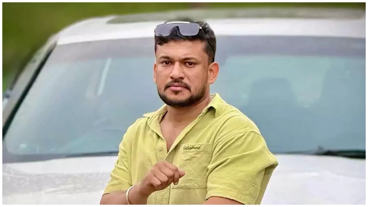 arjun ayanki arjun ayanki