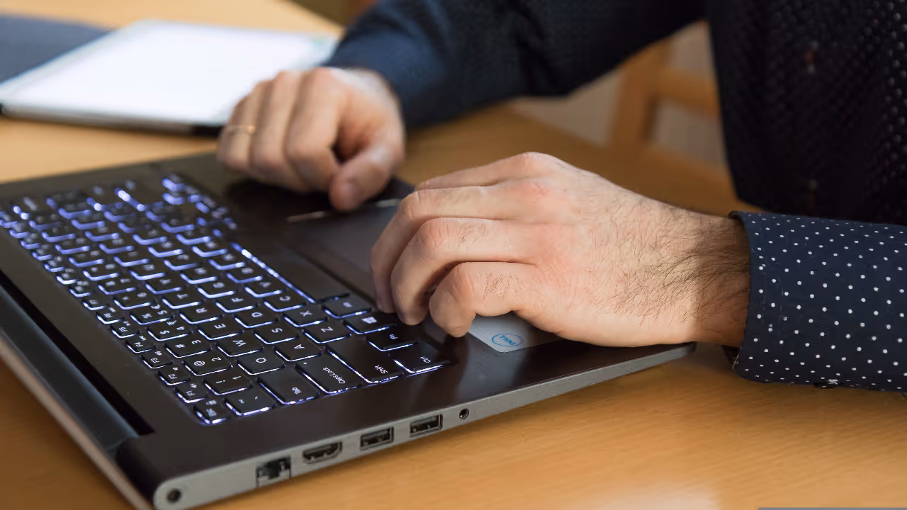 Laptop Laptop