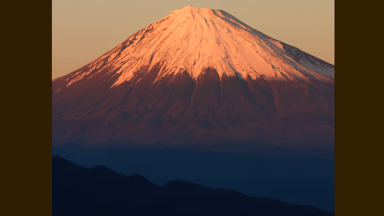 father arrested after leaving 7 yearold son alone in car to climb mount fuji father arrested after leaving 7 yearold son alone in car to climb mount fuji