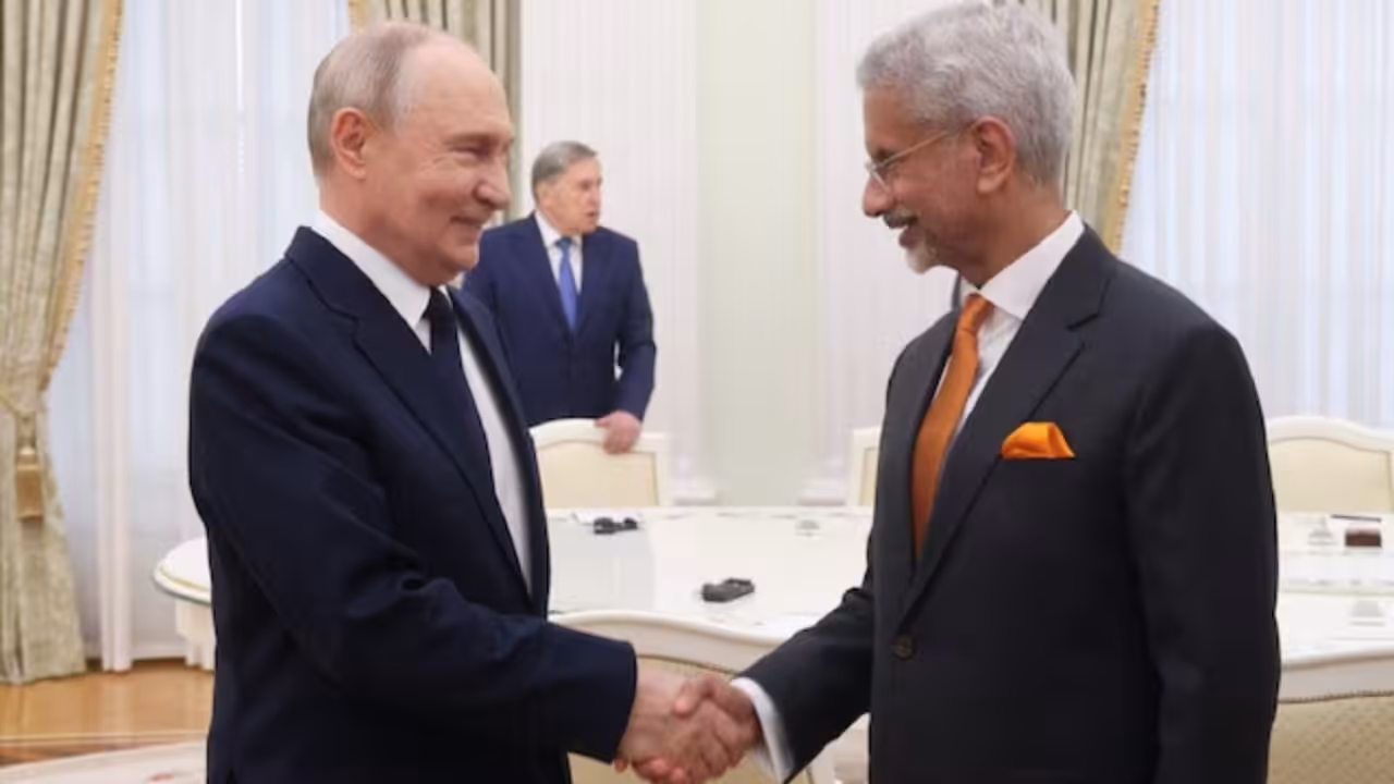 Russia Putin! Russia Putin!