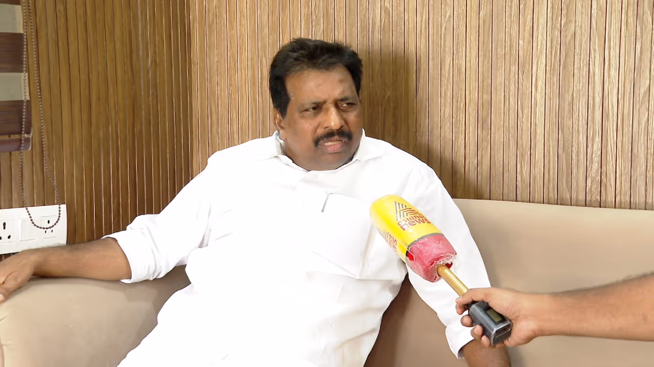 Kodikunnil Suresh Kodikunnil Suresh