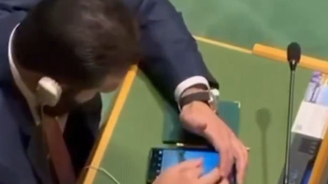Syrian President Ahmed al Sharaa Scrolling Through Mobile at UNGA Syrian President Ahmed al Sharaa Scrolling Through Mobile at UNGA