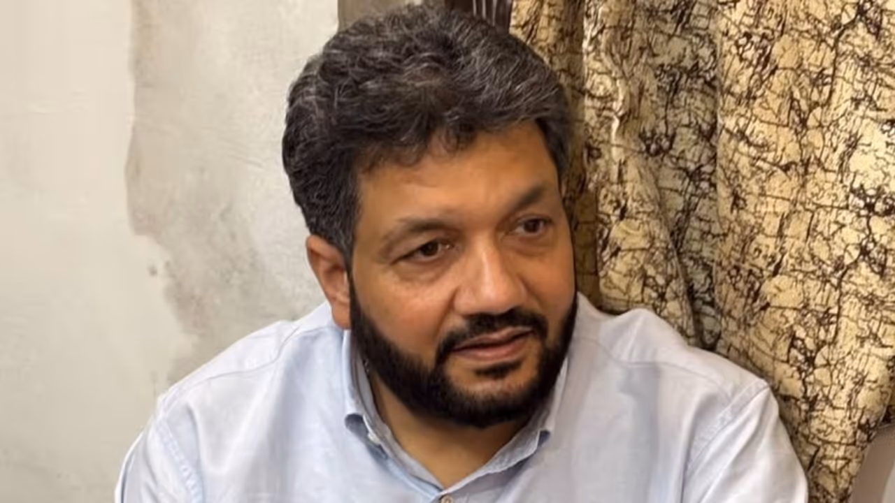 Dinesh Bassi Dinesh Bassi