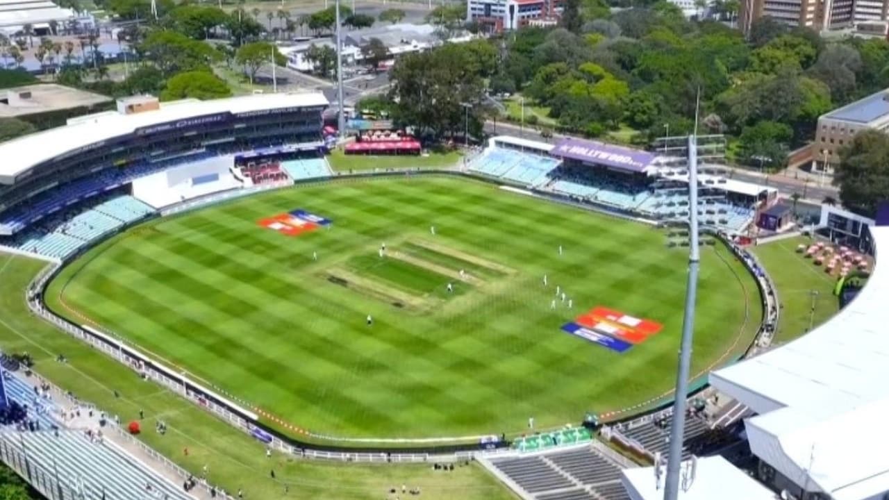 Sparse Crowd at Durban's Kingsmead Sparse Crowd at Durban's Kingsmead