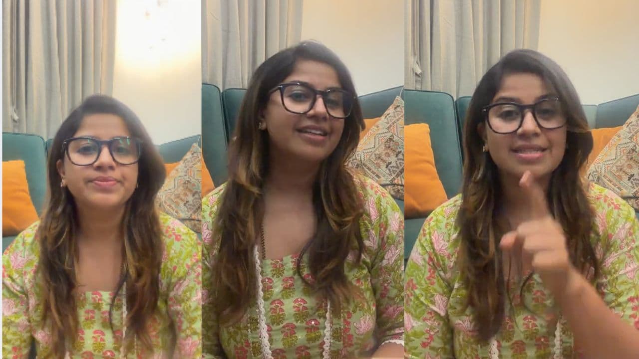 Anchor Anushree (1) Anchor Anushree (1)