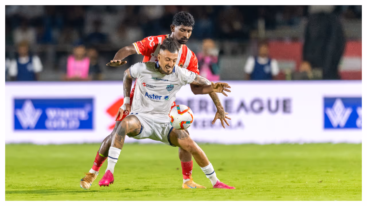 SLK MATCH: KANNUR WARRIORS VS CALICUT FC SLK MATCH: KANNUR WARRIORS VS CALICUT FC