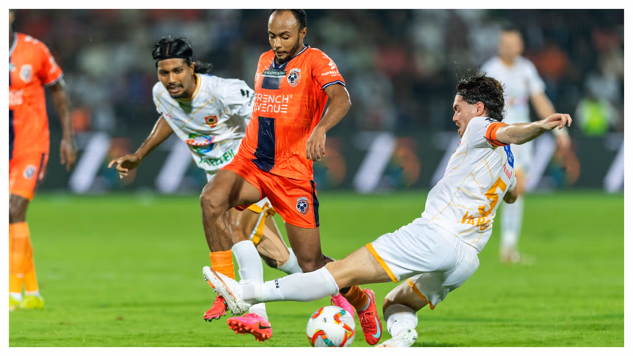 SLK MATCH: KANNUR WARRIORS VS MALAPPURAM FC SLK MATCH: KANNUR WARRIORS VS MALAPPURAM FC