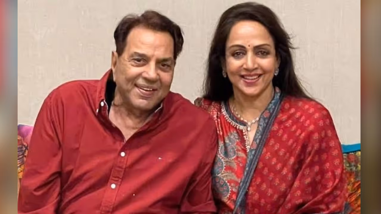 dharmendra hema malini films together sholay to dream girl and more dharmendra hema malini films together sholay to dream girl and more