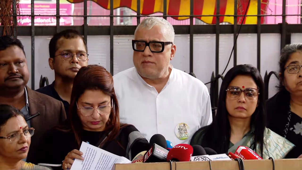 THRINAMOOL CONGRESS_Protest