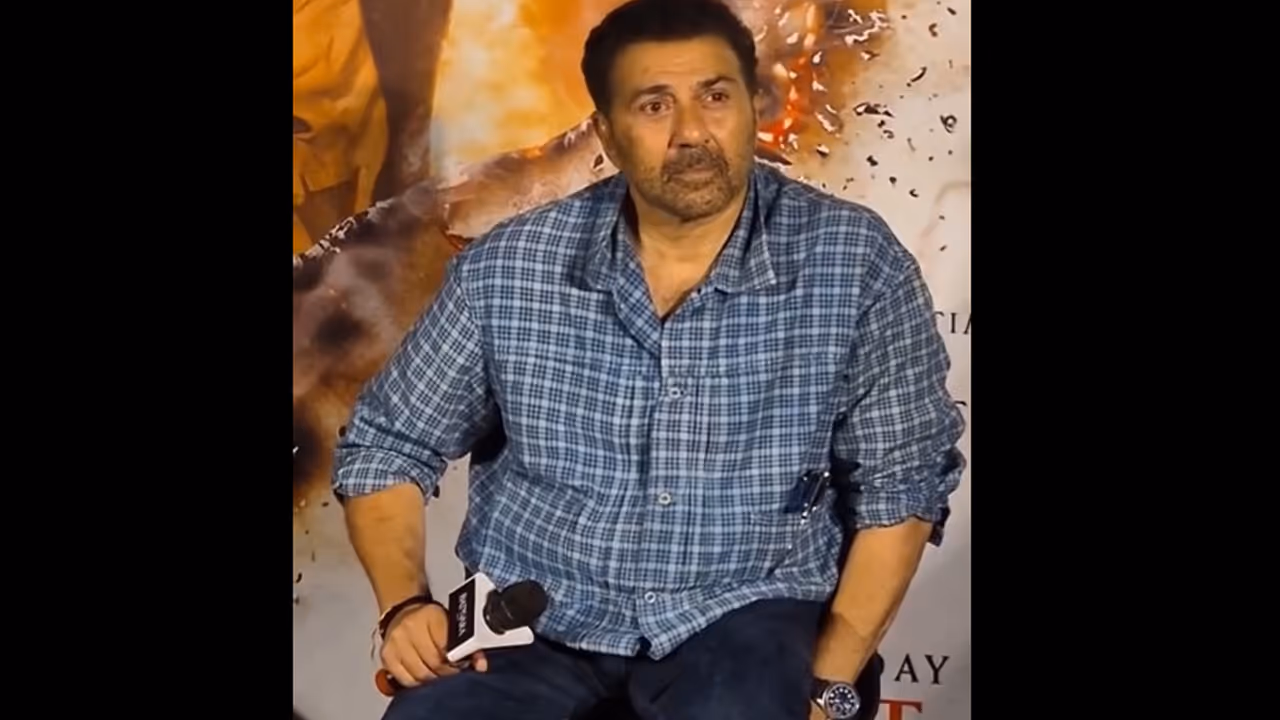 Sunny Deol Called Pakistan Mausi Sunny Deol Called Pakistan Mausi
