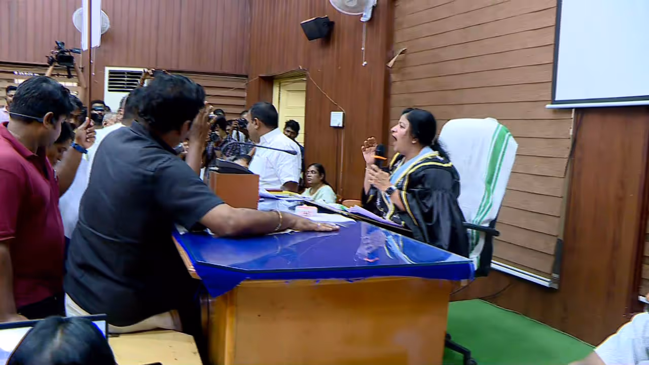 thrissur corporation council sees clash over state school games accident thrissur corporation council sees clash over state school games accident