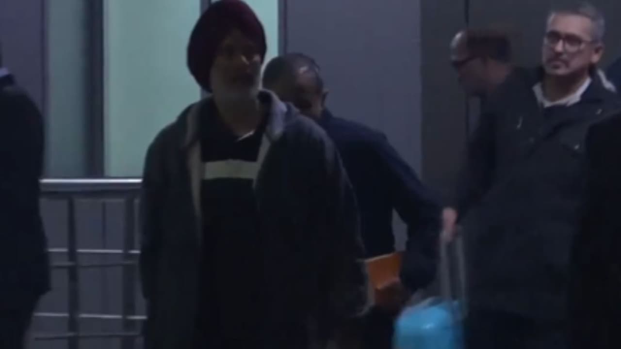 Qatar released the eight Indian ex Navy veterans who were in its custody Qatar released the eight Indian ex Navy veterans who were in its custody