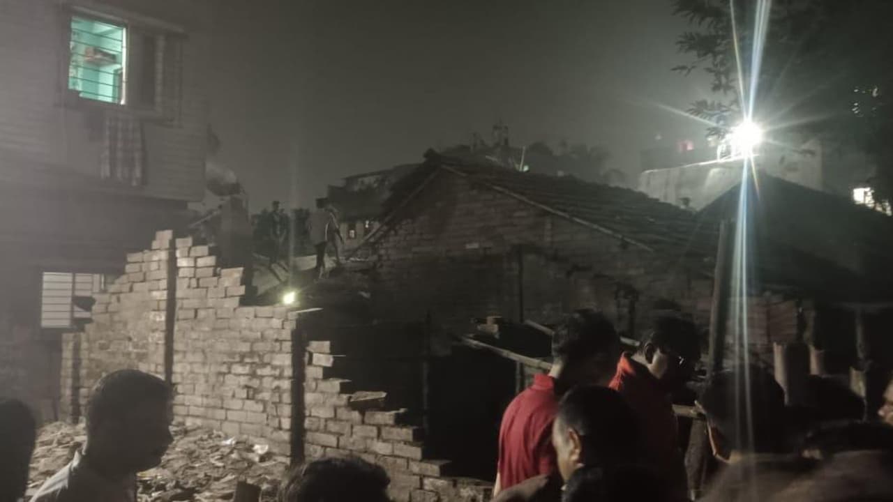 Kolkata Building Collapse 