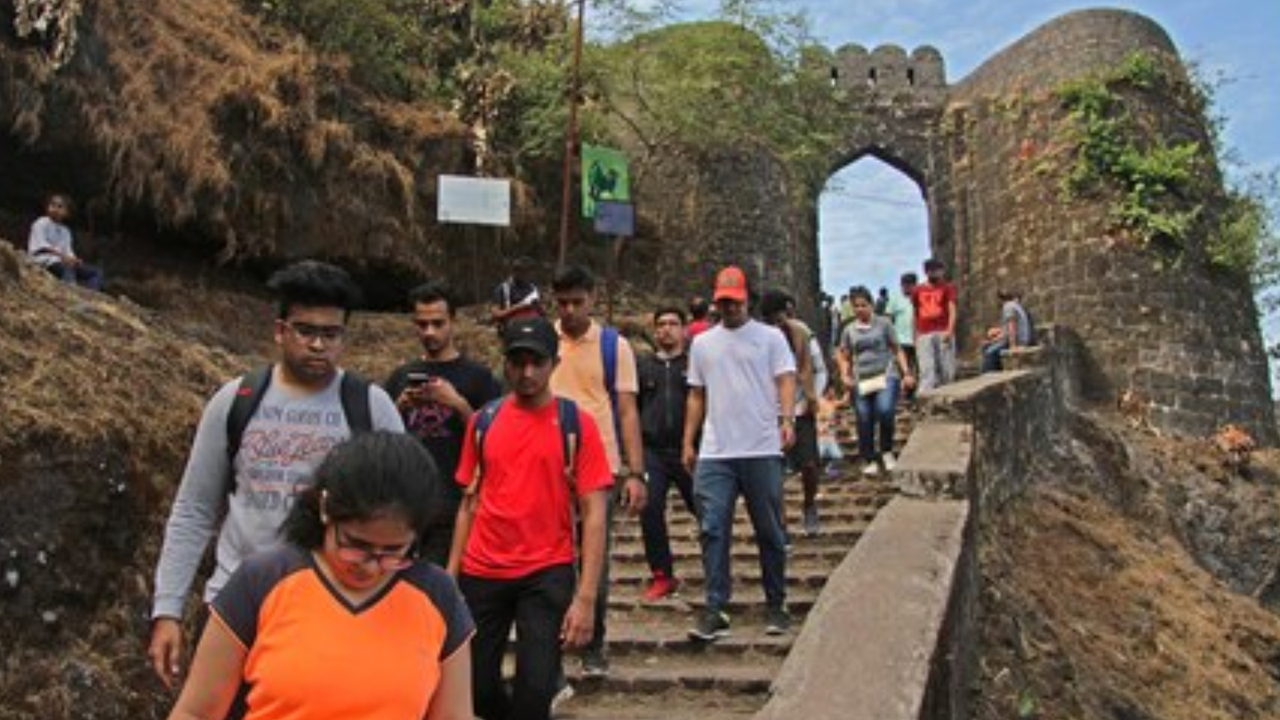 sinhagad trek