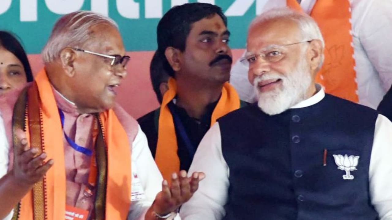 Jitan Ram Manjhi and pm narendra modi Jitan Ram Manjhi and pm narendra modi