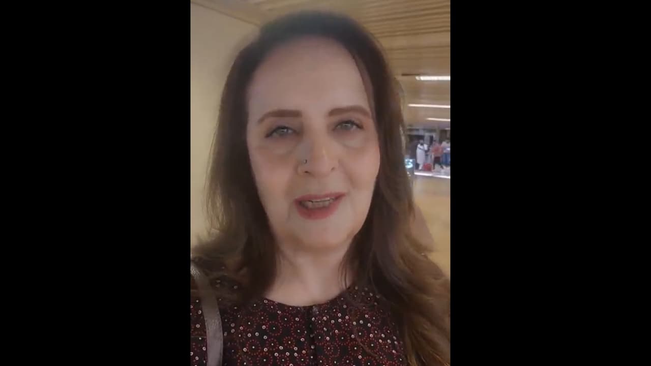 Hina Bayat Hina Bayat