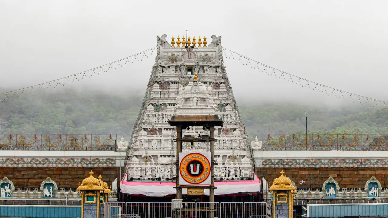 tirupati mandir laddu news