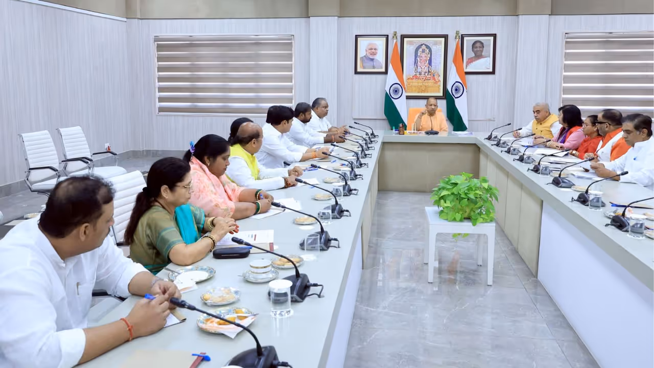 CM Yogi Adityanath CM Yogi Adityanath