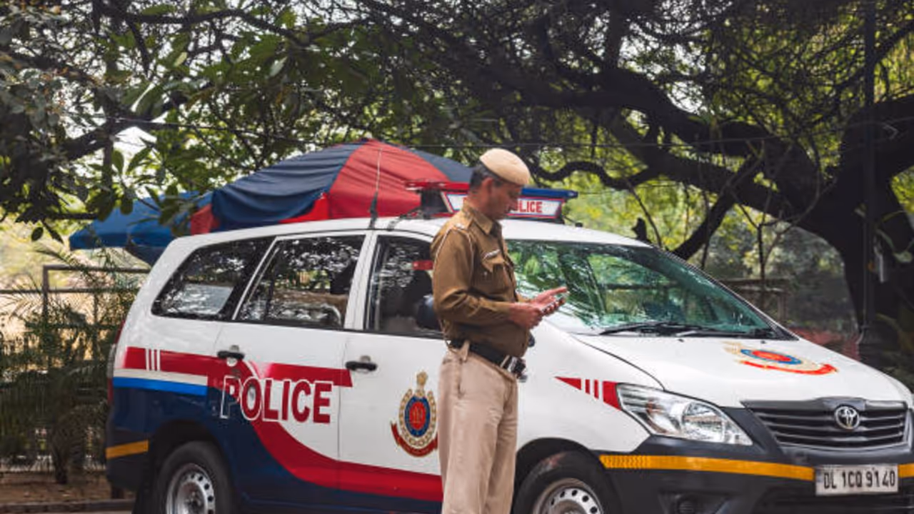 Gurugram  Police vahan
