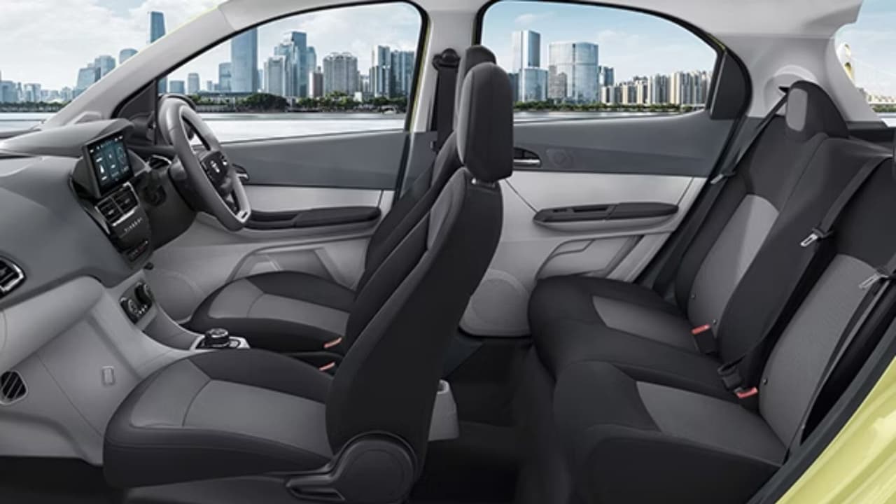 Tata Tiago electric car discount offers Tata Tiago electric car discount offers