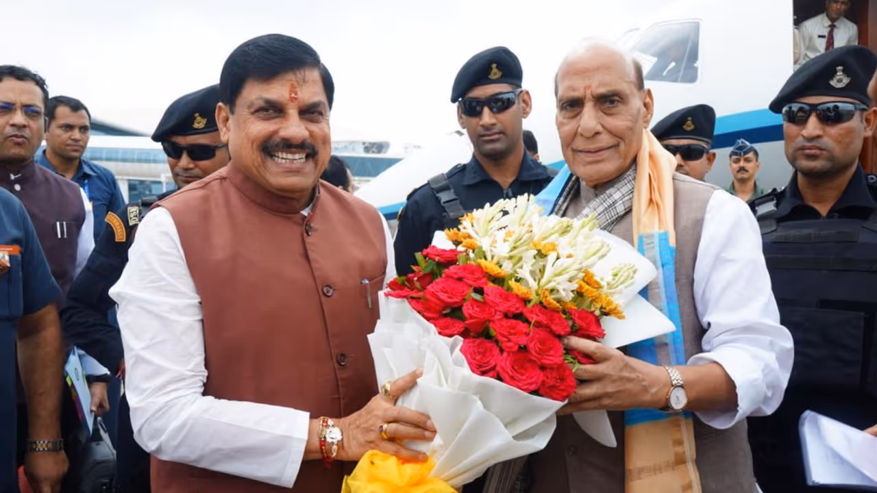 MP CM Mohan Yadav And Rajnath Singh MP CM Mohan Yadav And Rajnath Singh