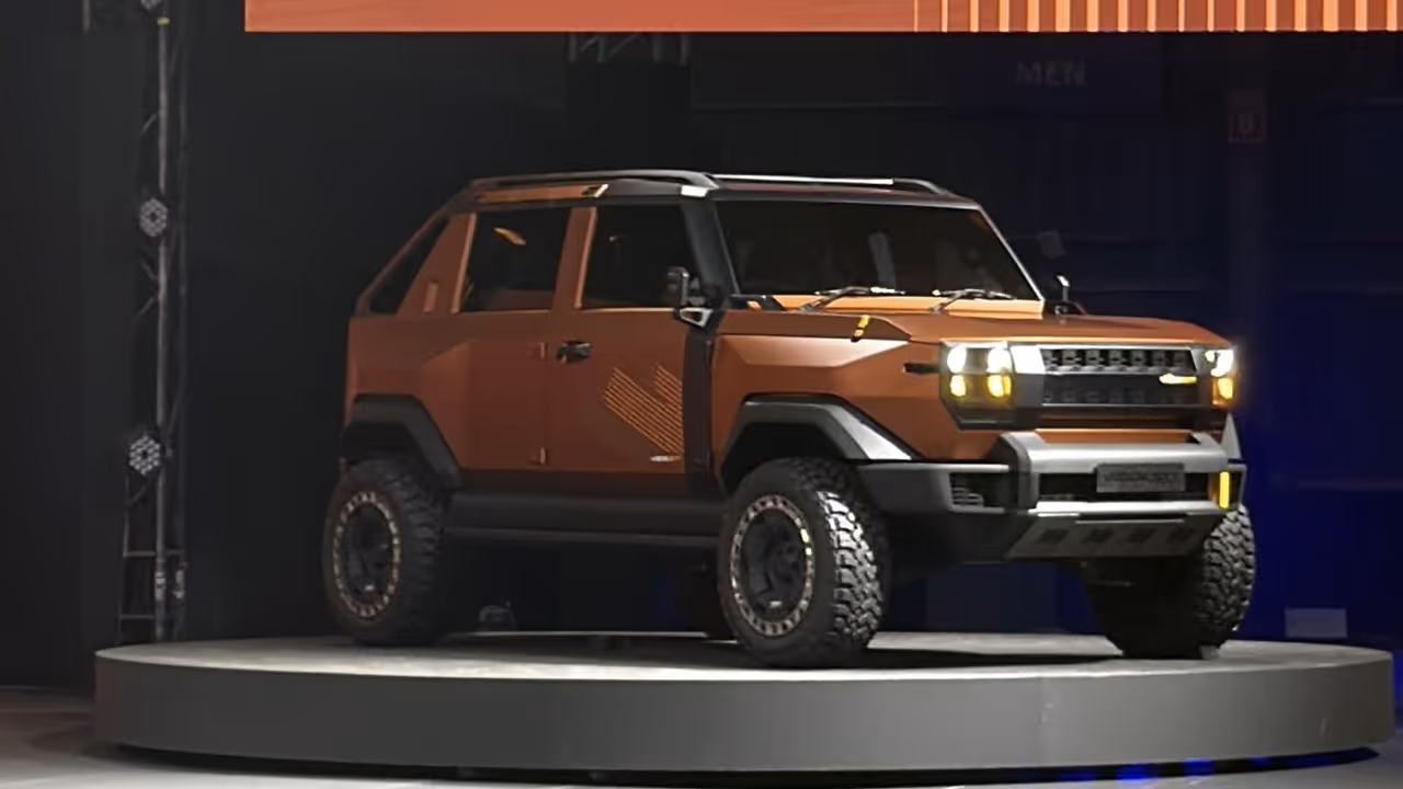 Mahindra Vision SXT