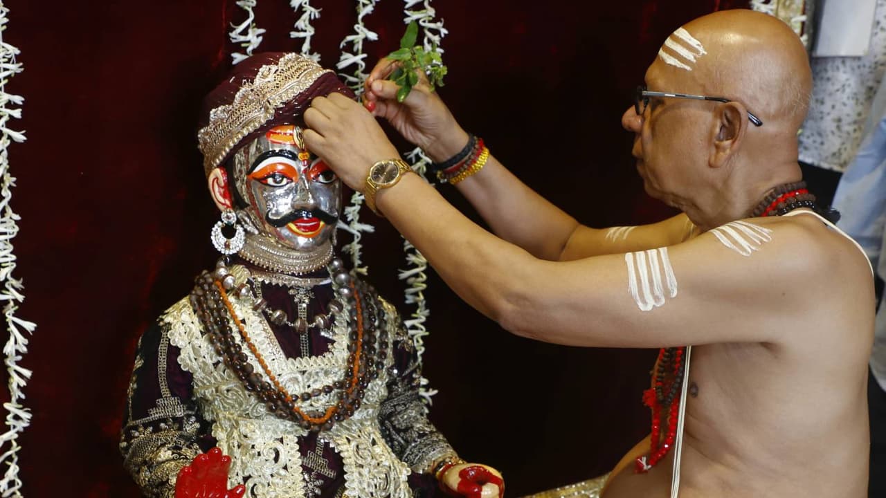 mahakal shahi sawari live today