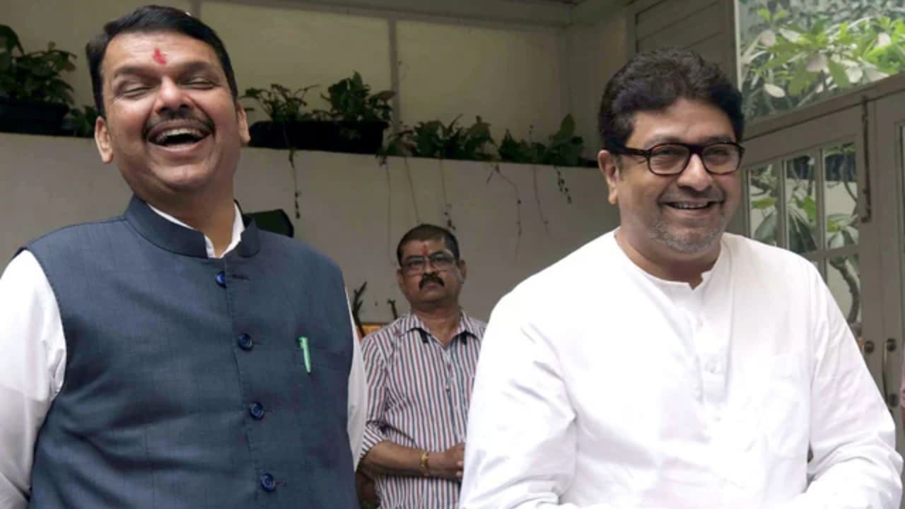 Raj Thackeray and CM Devendra Fadnavis Meet Up Raj Thackeray and CM Devendra Fadnavis Meet Up