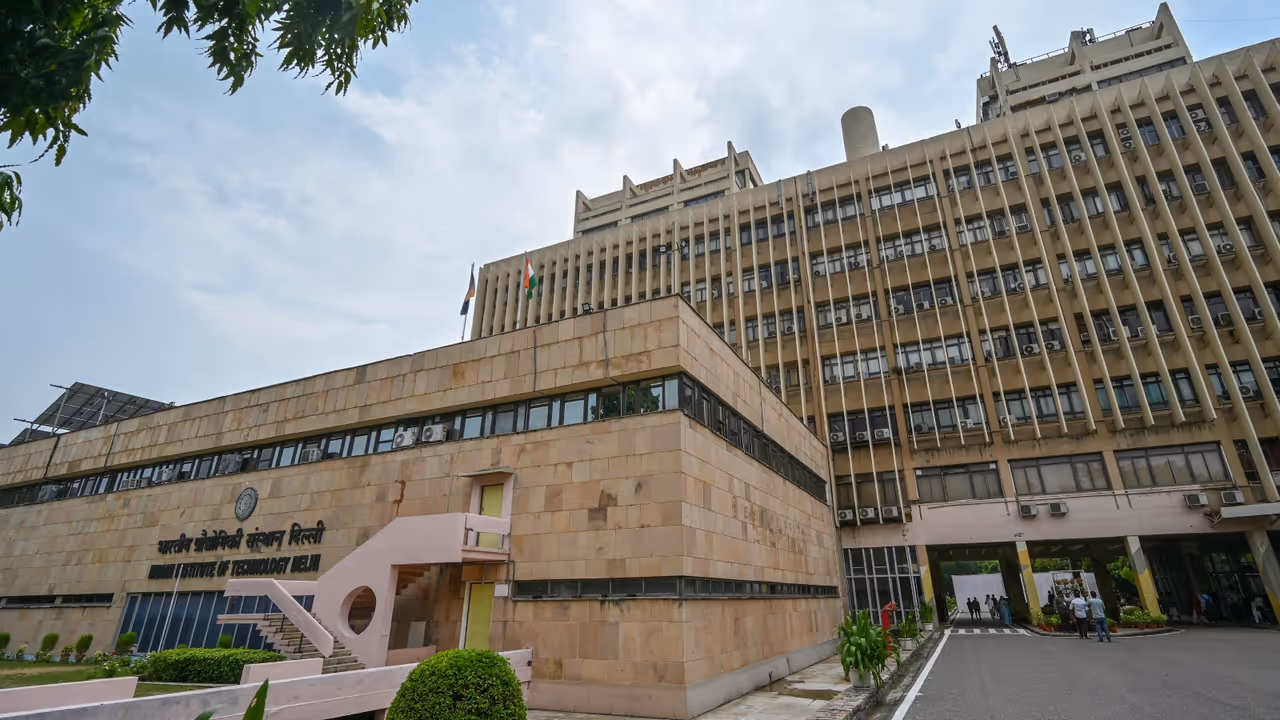 Top Engineering Colleges NIRF 2025 Top Engineering Colleges NIRF 2025