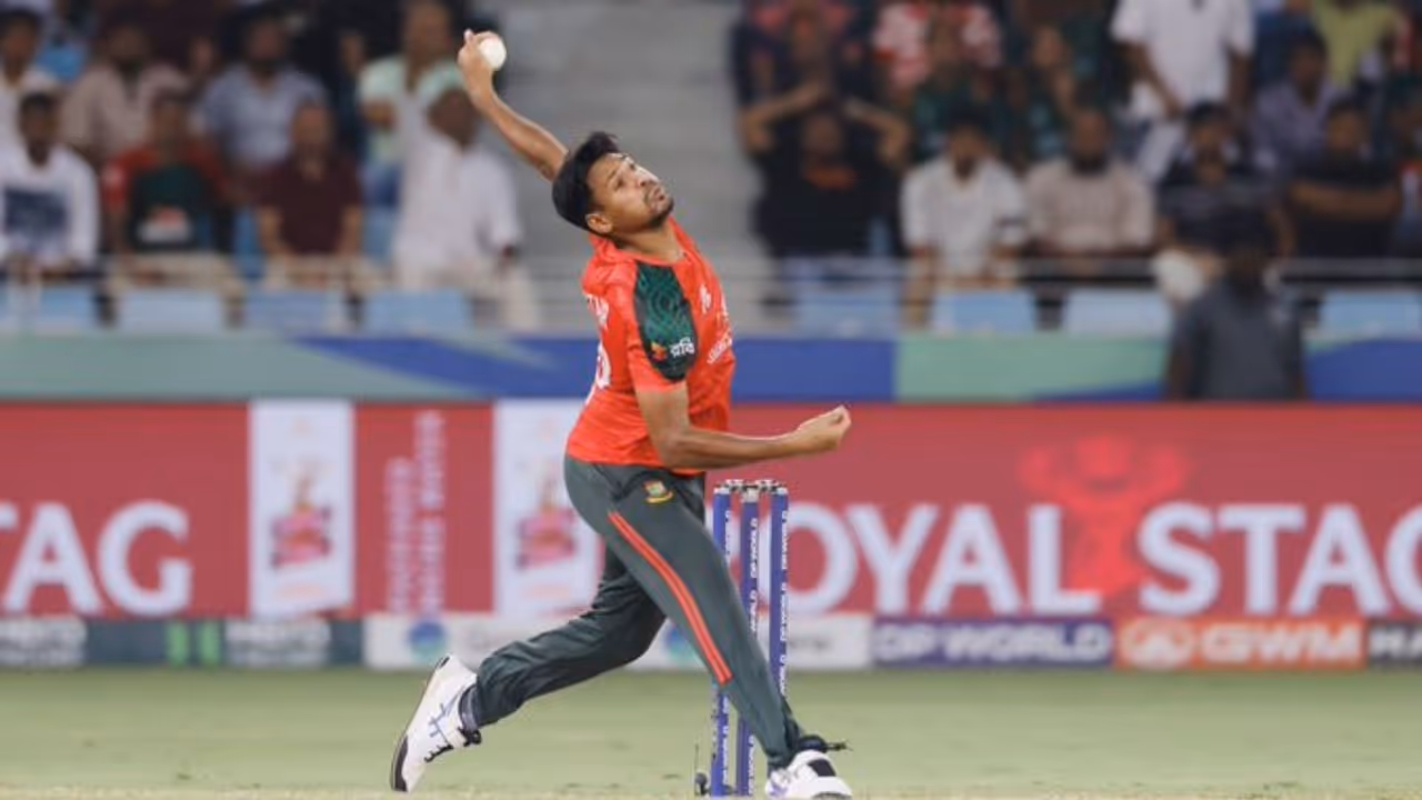Pak vs ban Mustafizur Rahman 