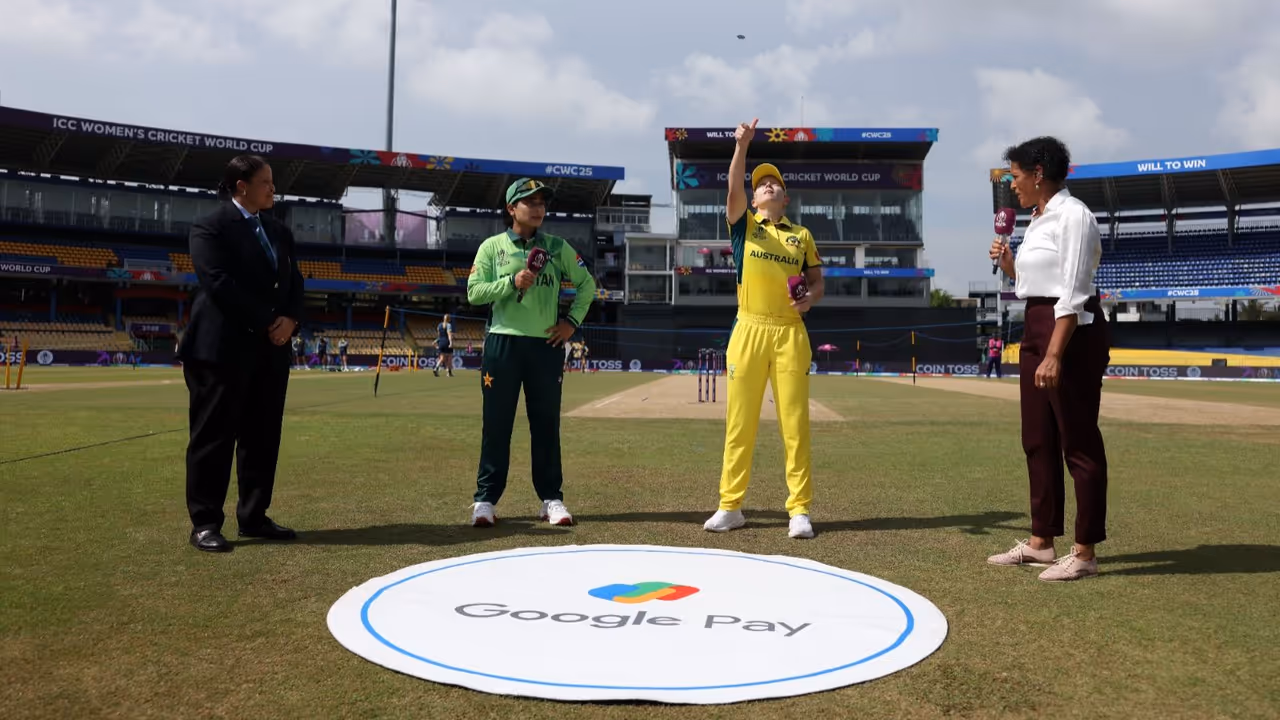 Australia w vs pakistan w who won the toss today match 