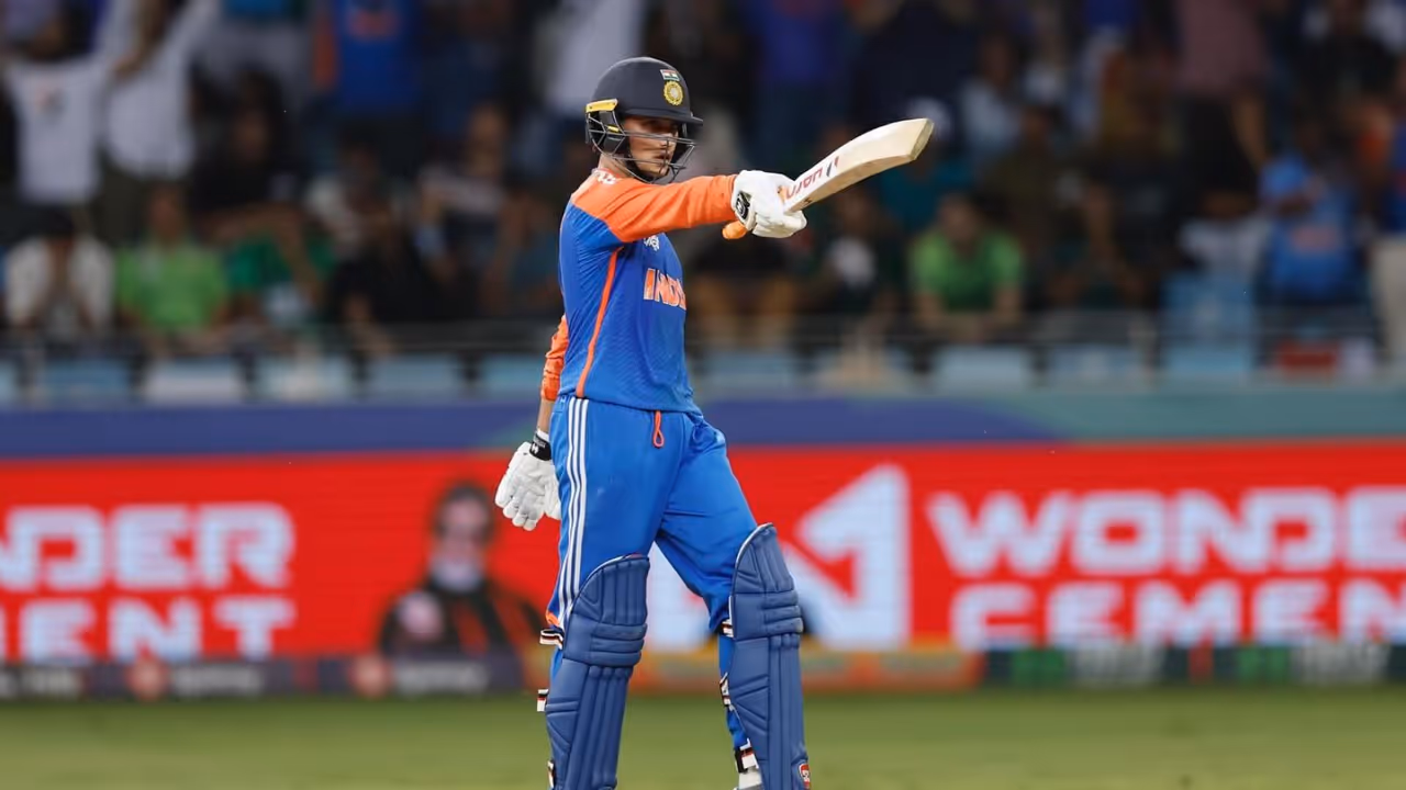 Ab De Villiers on Abhishek Sharma