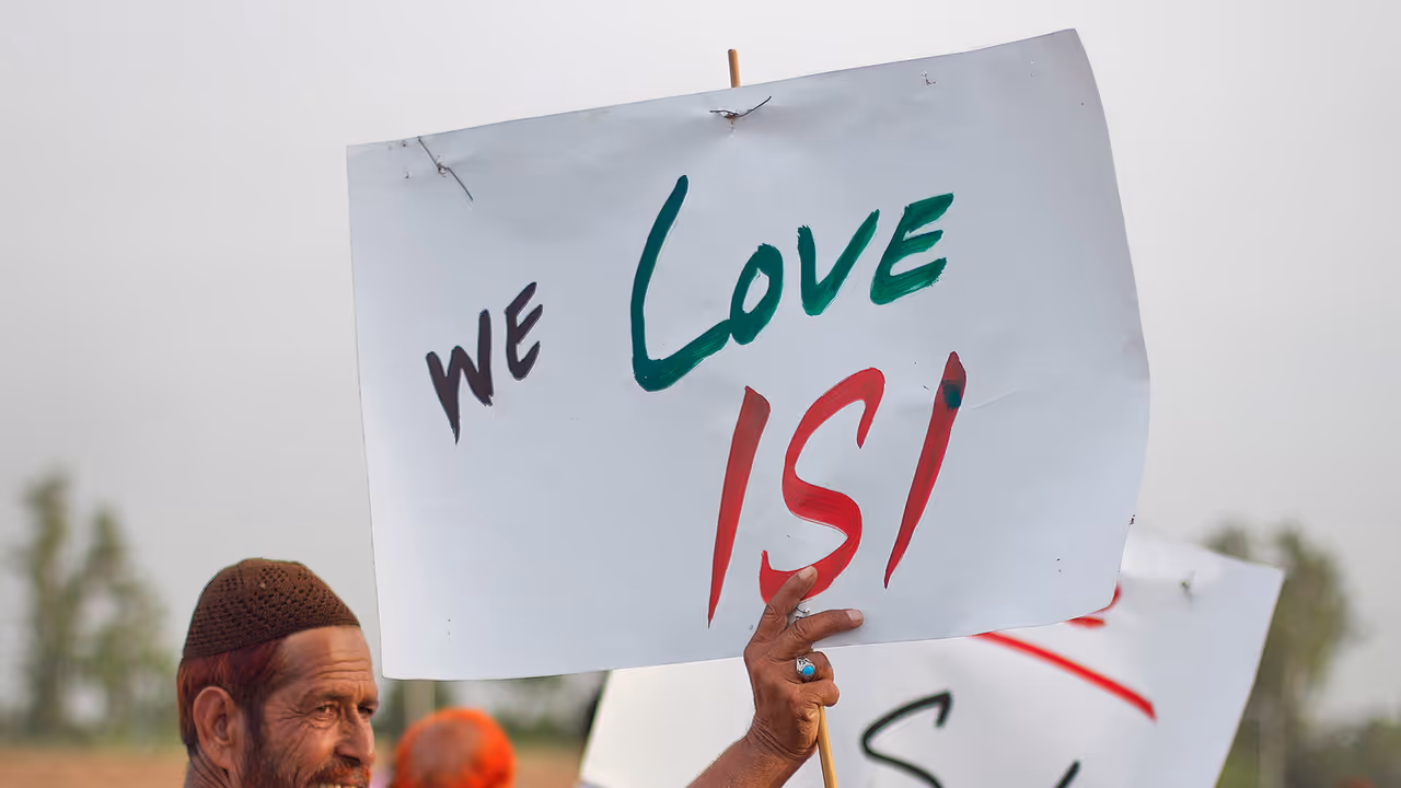 Afghan experts claim ISIS centres active inside Pakistan